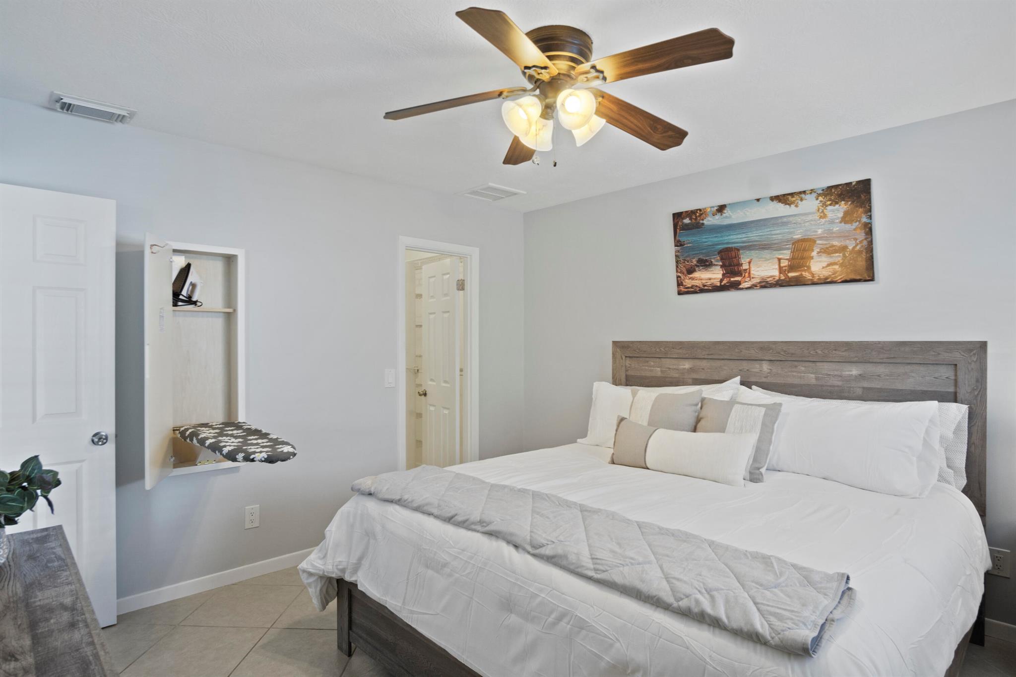 LIGHTHOUSE POINT - Residential Lease