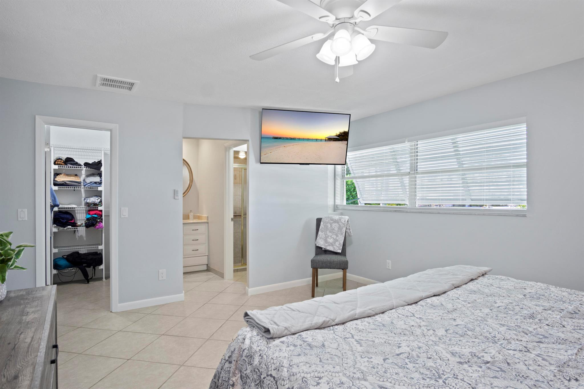 LIGHTHOUSE POINT - Residential Lease