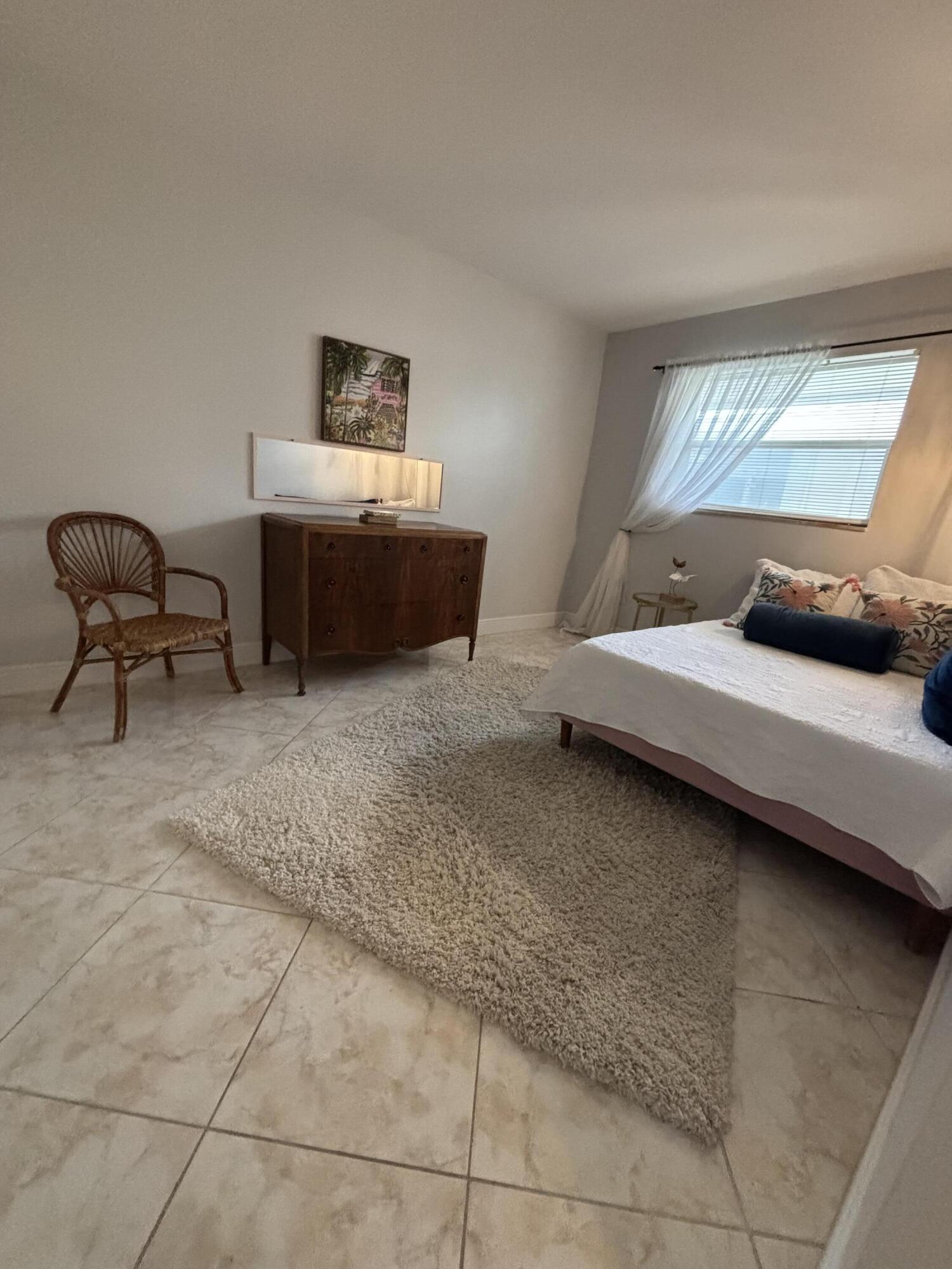 EARMAN VILLAS CONDO - Residential