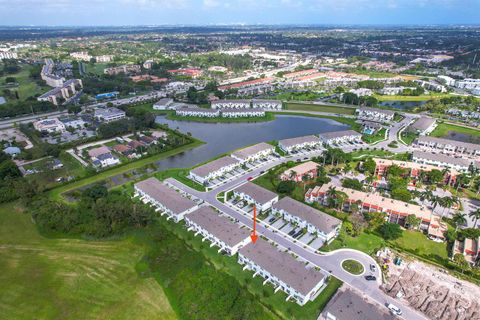 A home in Lake Worth