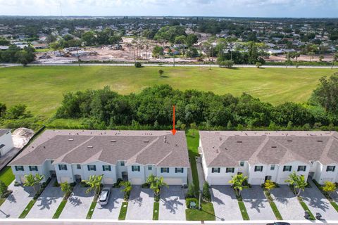 A home in Lake Worth