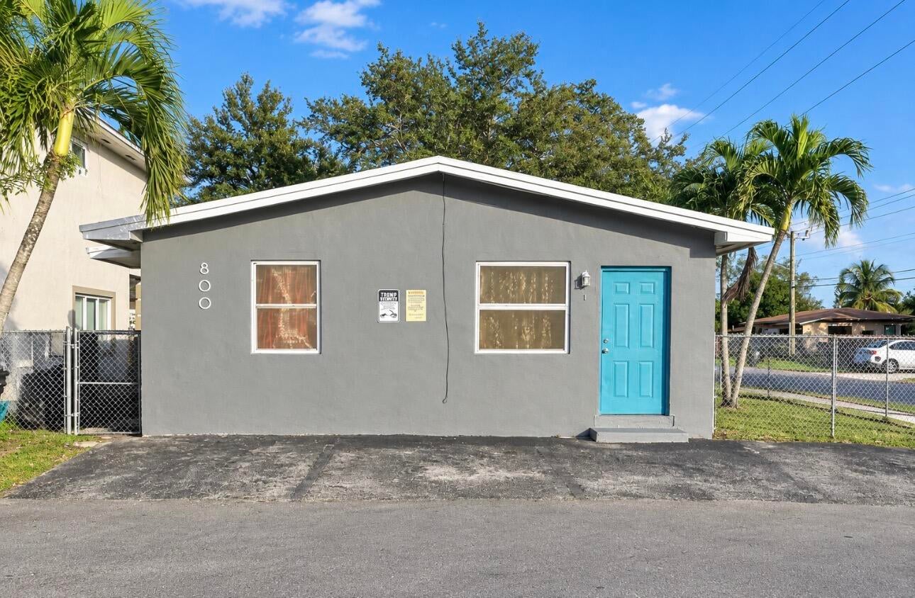 800 NW 16TH Avenue 1-2
