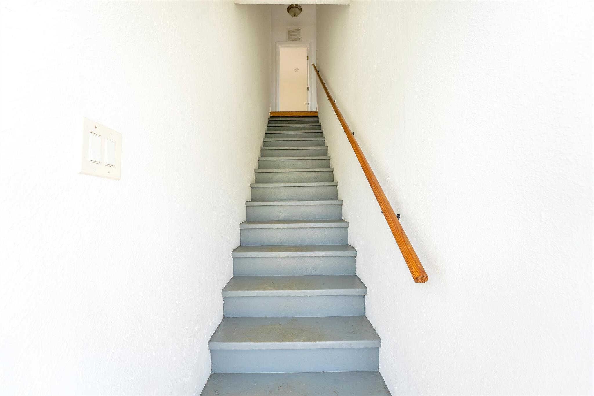 BELLCAMP MANOR - Residential Income