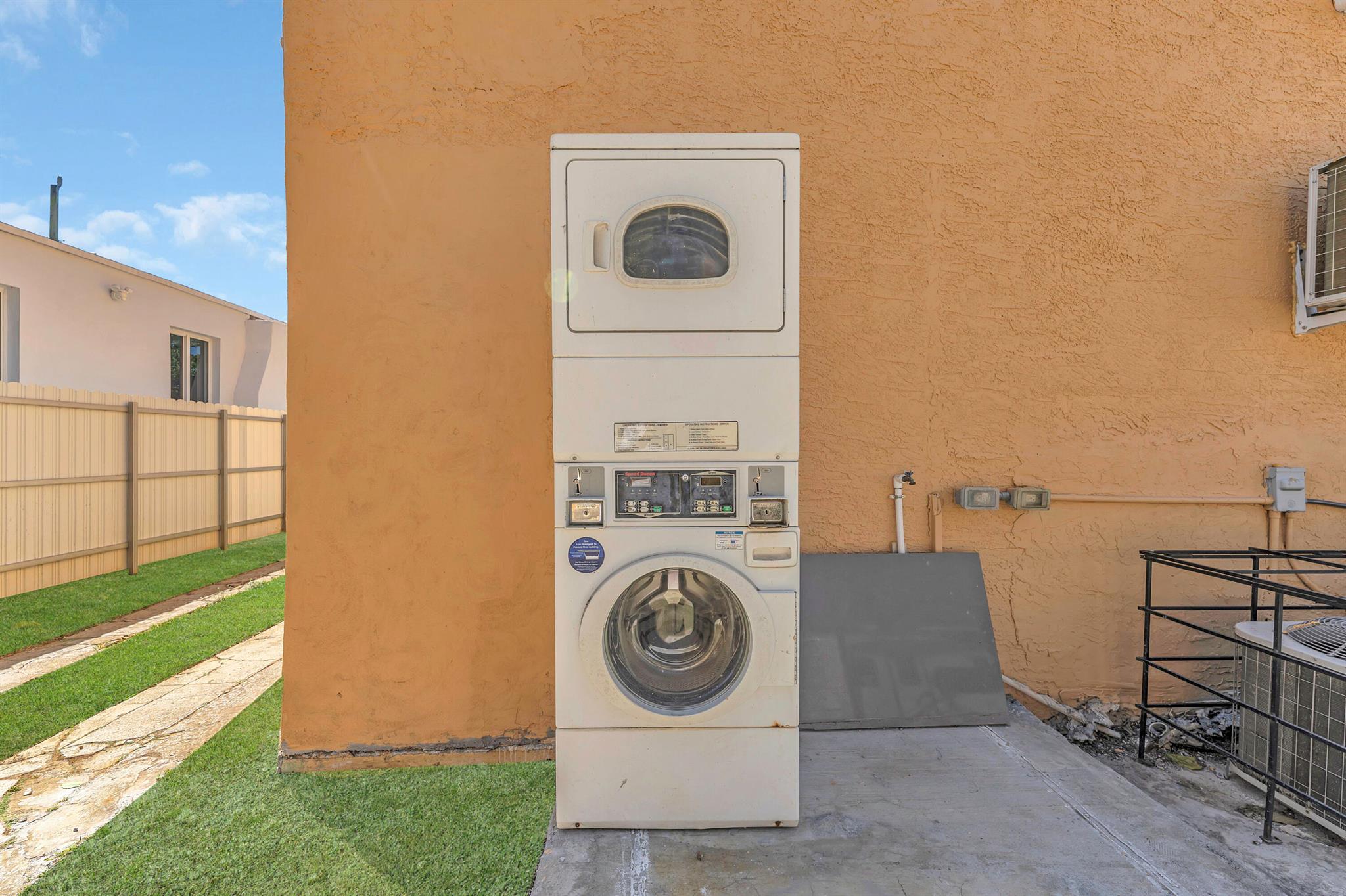 BELLCAMP MANOR - Residential Income