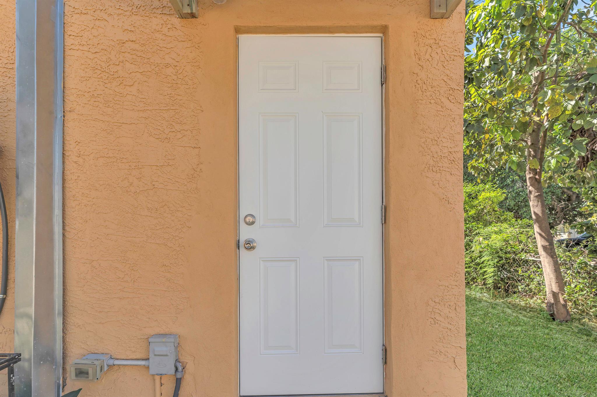 BELLCAMP MANOR - Residential Income