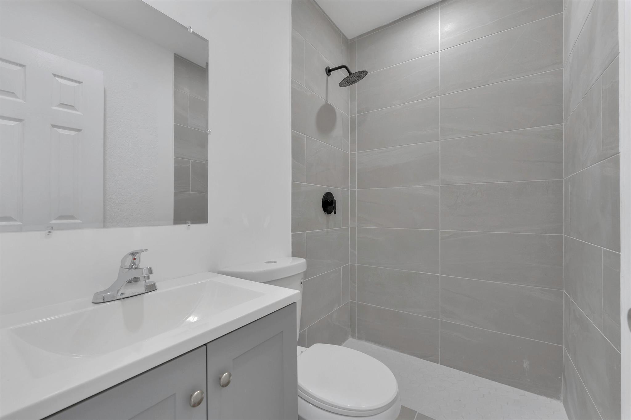 BELLCAMP MANOR - Residential Income