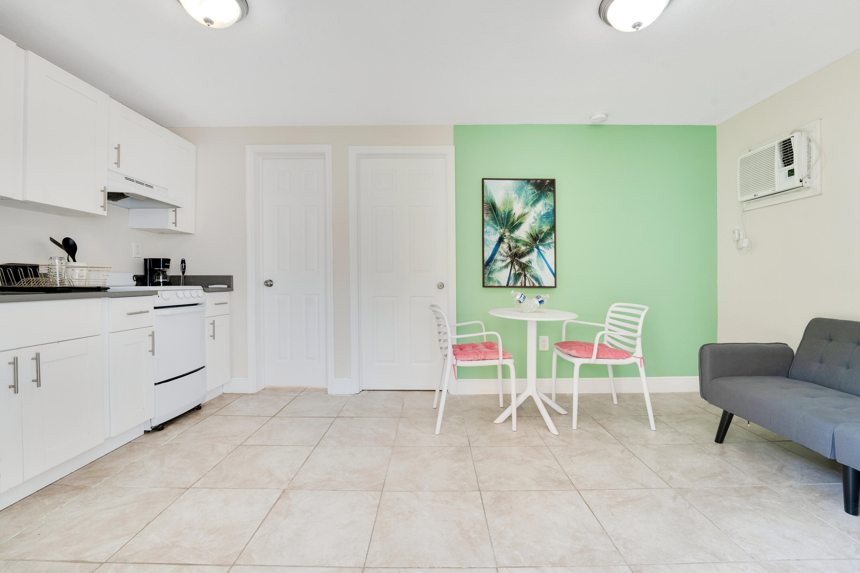 BELLCAMP MANOR - Residential Income