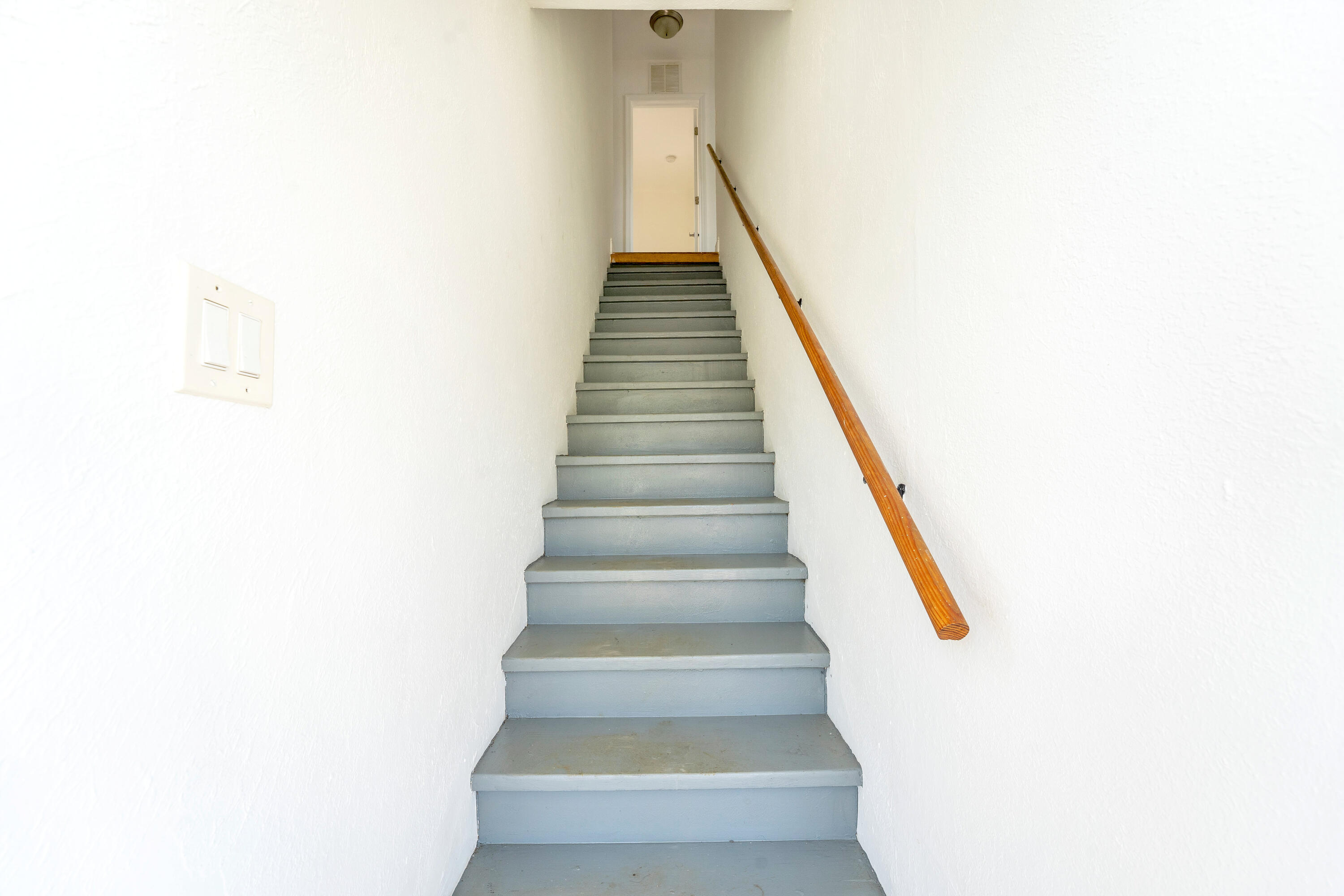 BELLCAMP MANOR - Residential Income