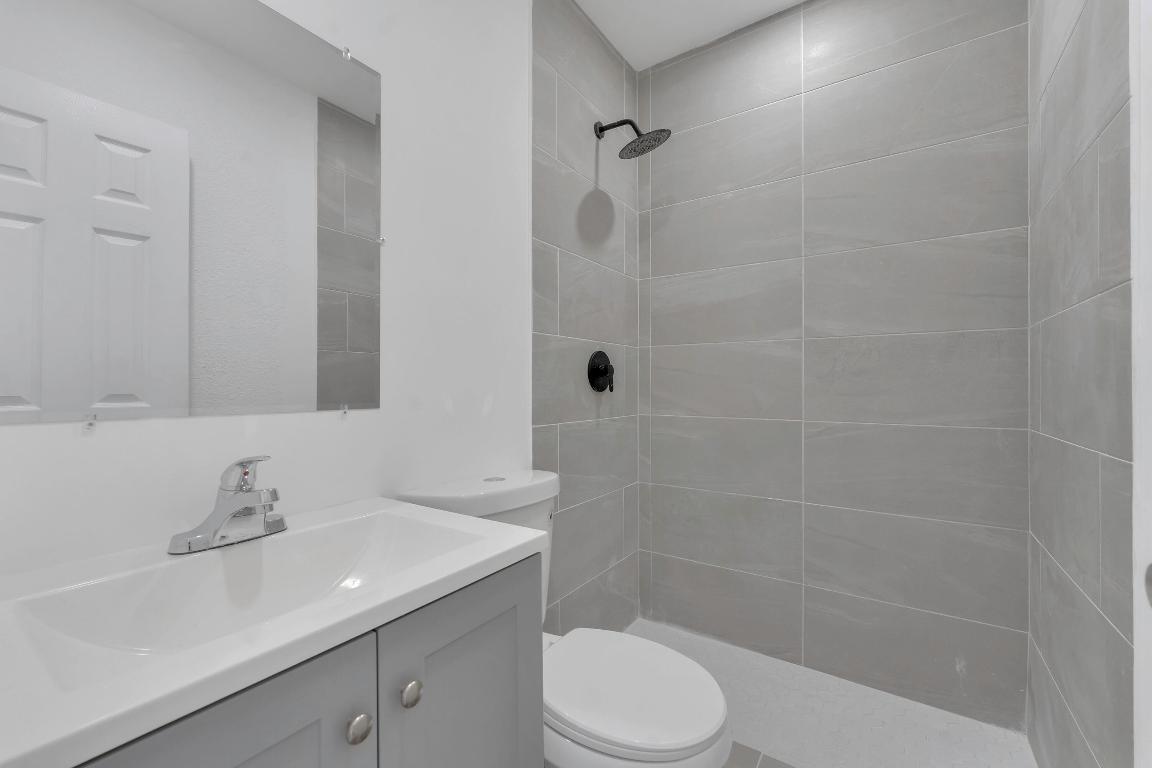 BELLCAMP MANOR - Residential Income