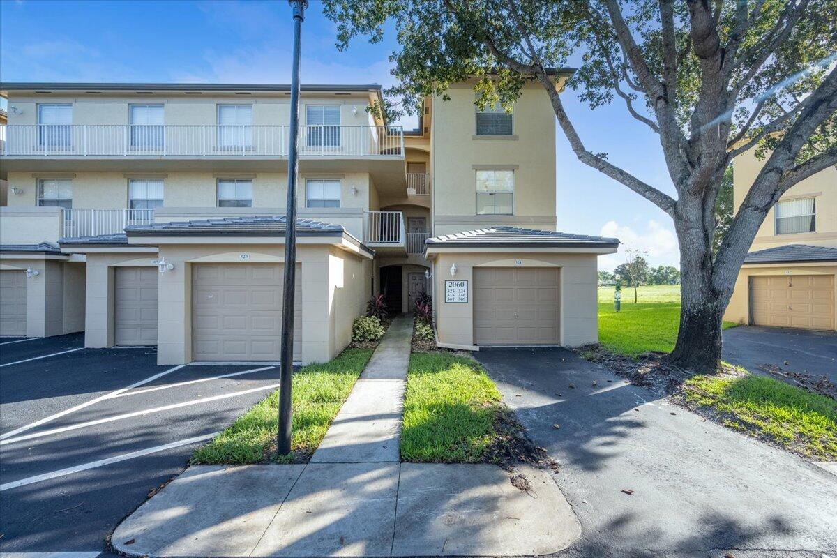 Properties 2060 Greenview Shores Boulevard 308