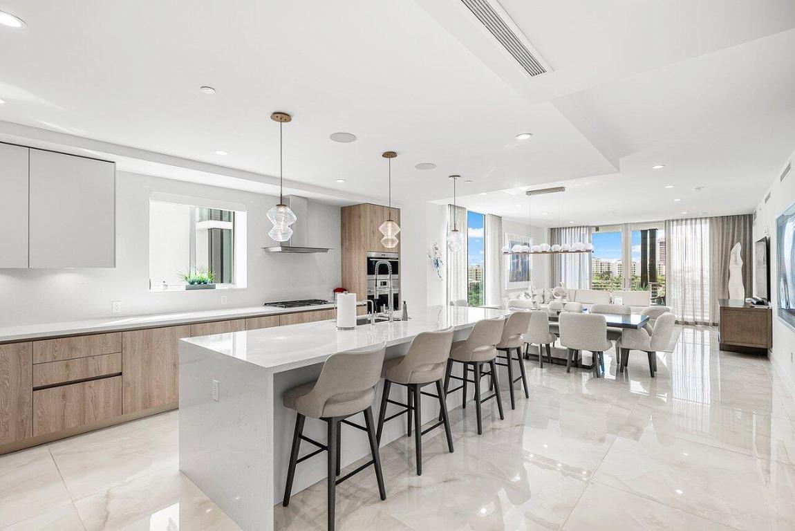 475 E Royal Palm Road 805