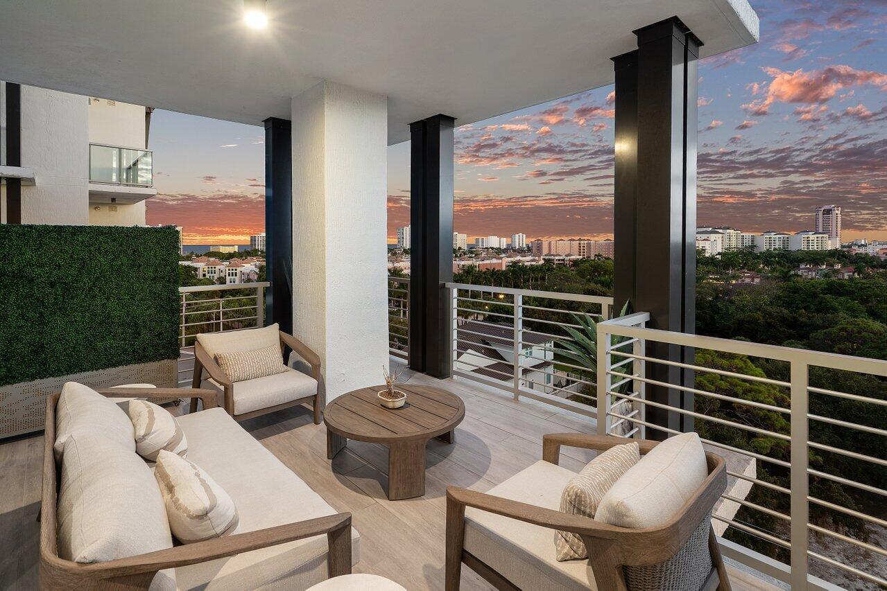 ROYAL PALM RESIDENCES CON - Residential