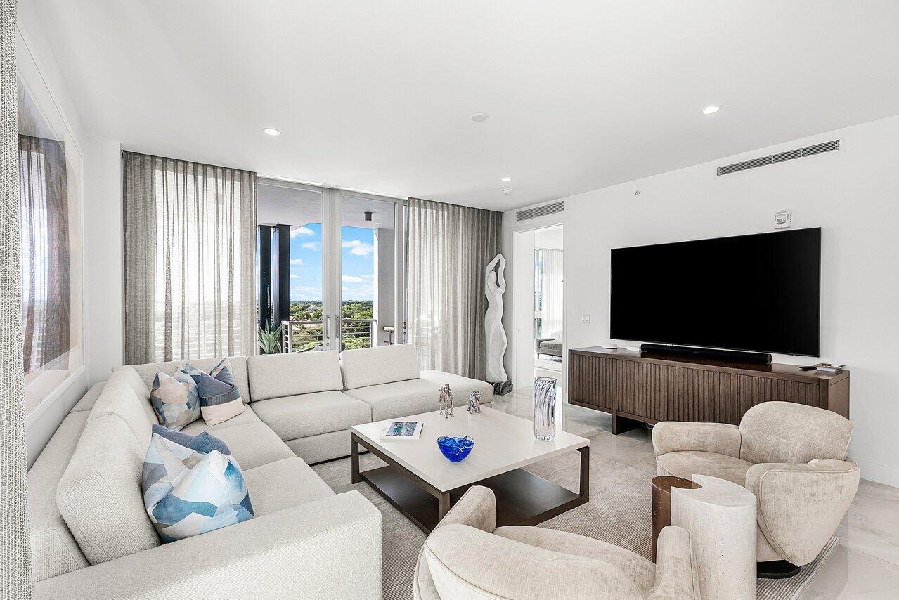 ROYAL PALM RESIDENCES CON - Residential