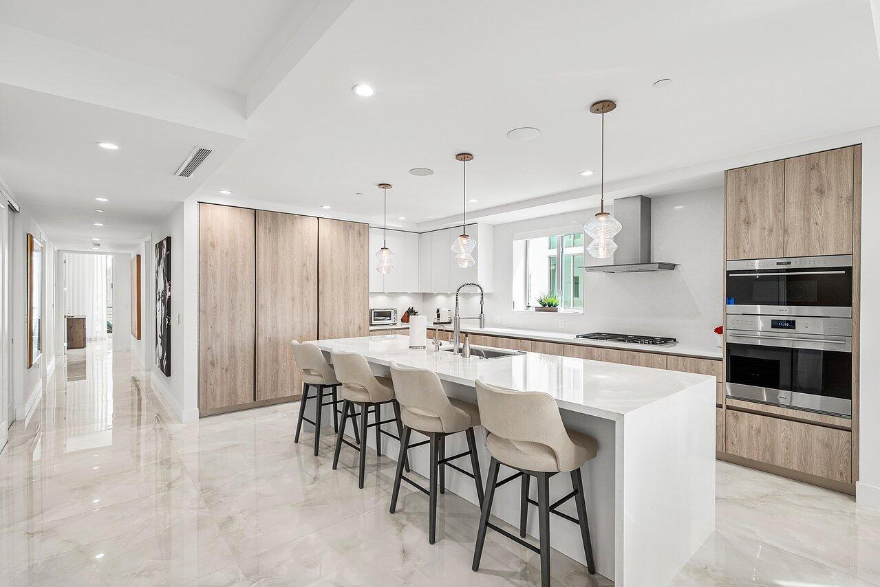 ROYAL PALM RESIDENCES CON - Residential
