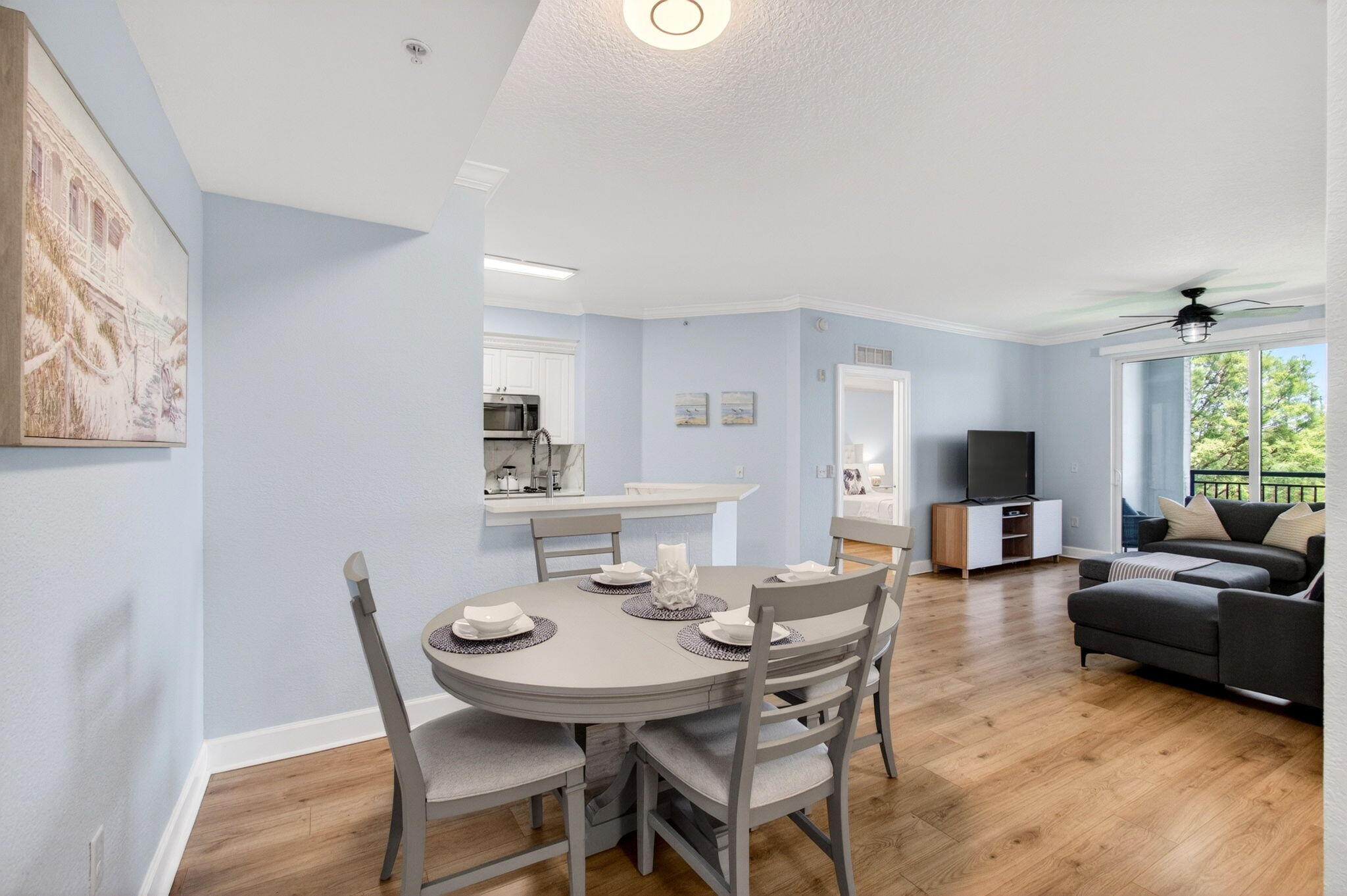 VIZCAYA LAKES CONDO - Residential