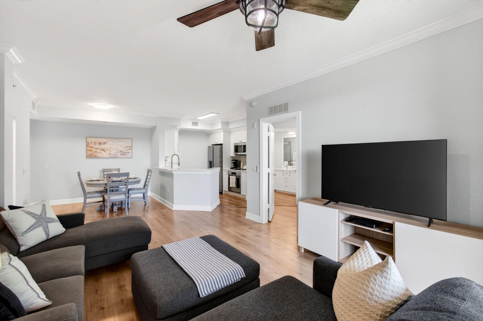 VIZCAYA LAKES CONDO - Residential