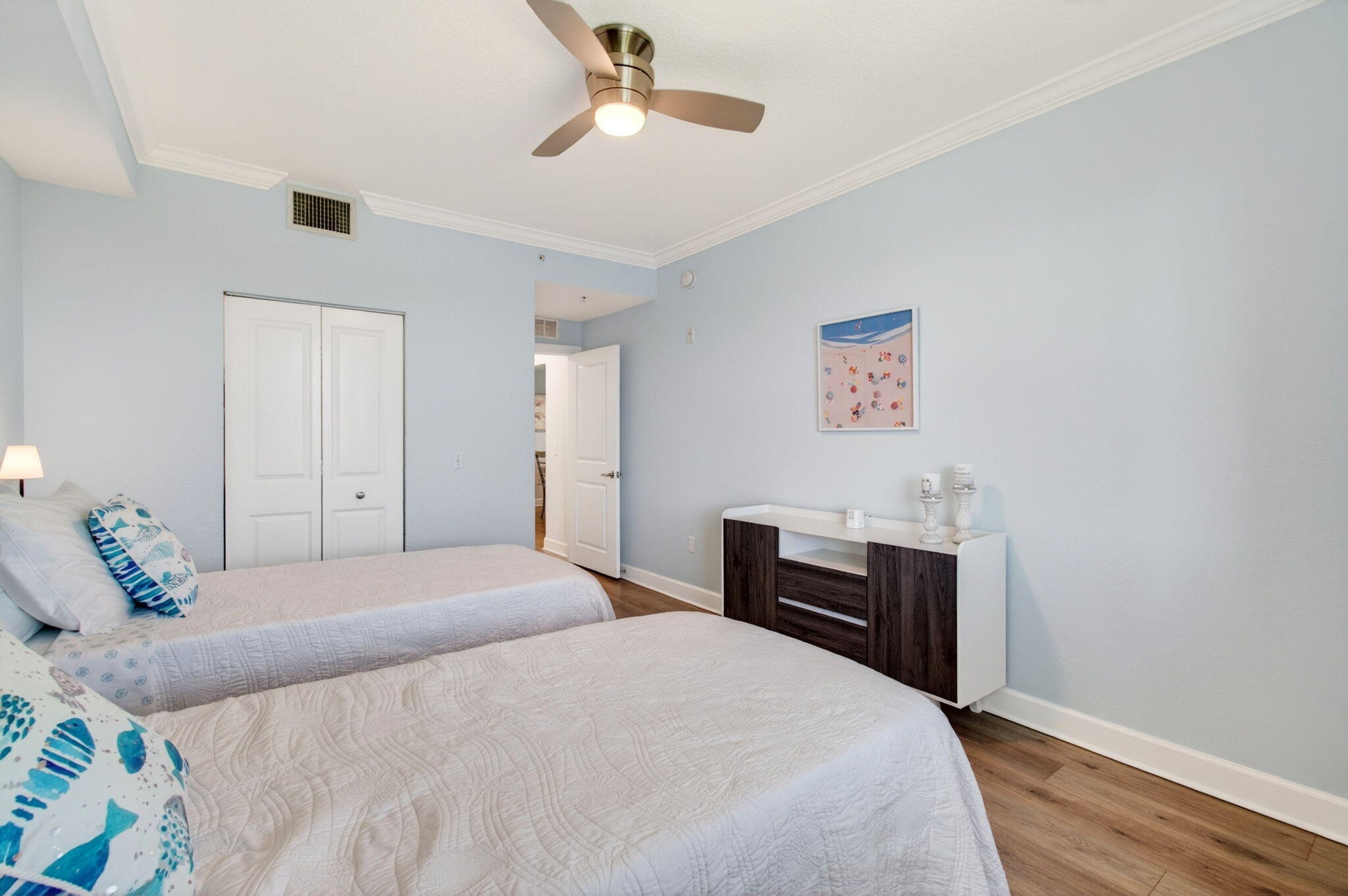 VIZCAYA LAKES CONDO - Residential