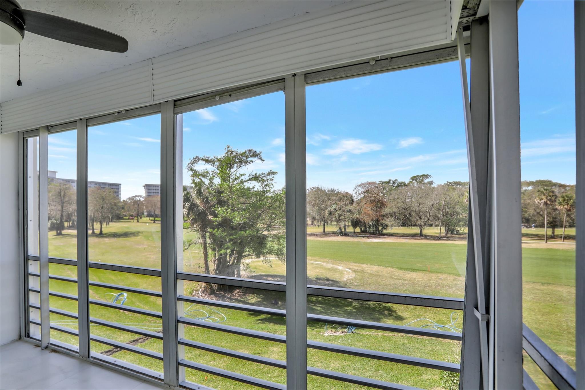 PALM AIRE COUNTRY CLUB - Residential