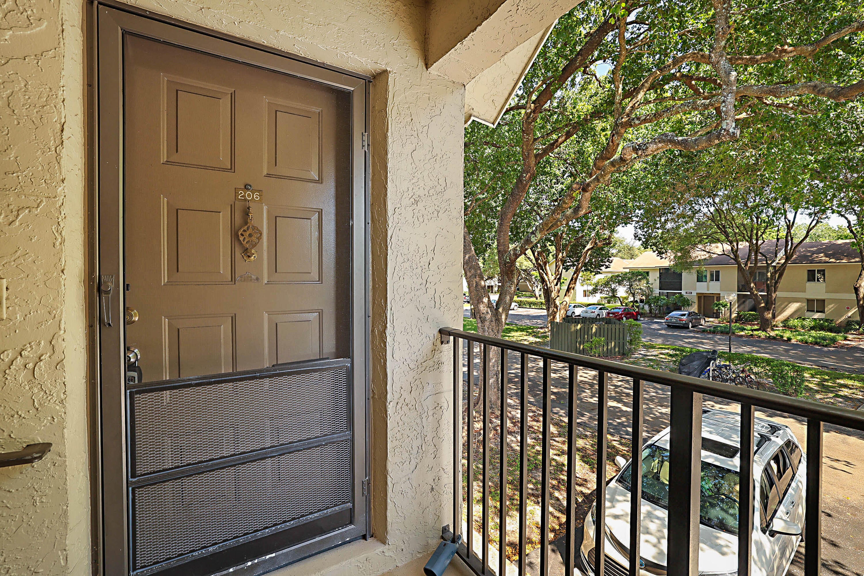 719 GARDENS Drive 206