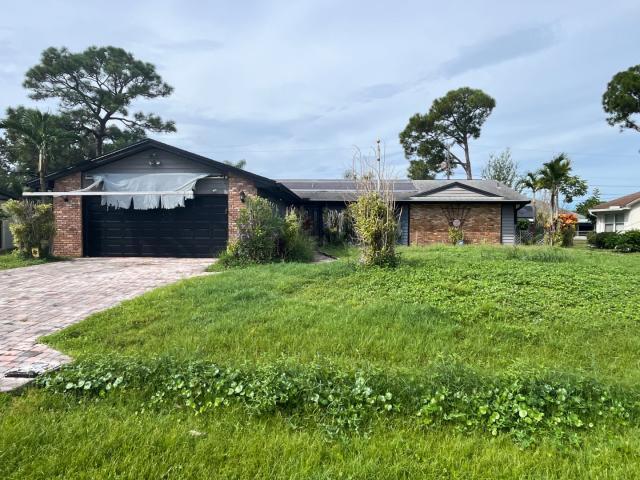 Photo of 2562 SE Petit Lane, Port Saint Lucie, FL 34952 (MLS # B26078508)