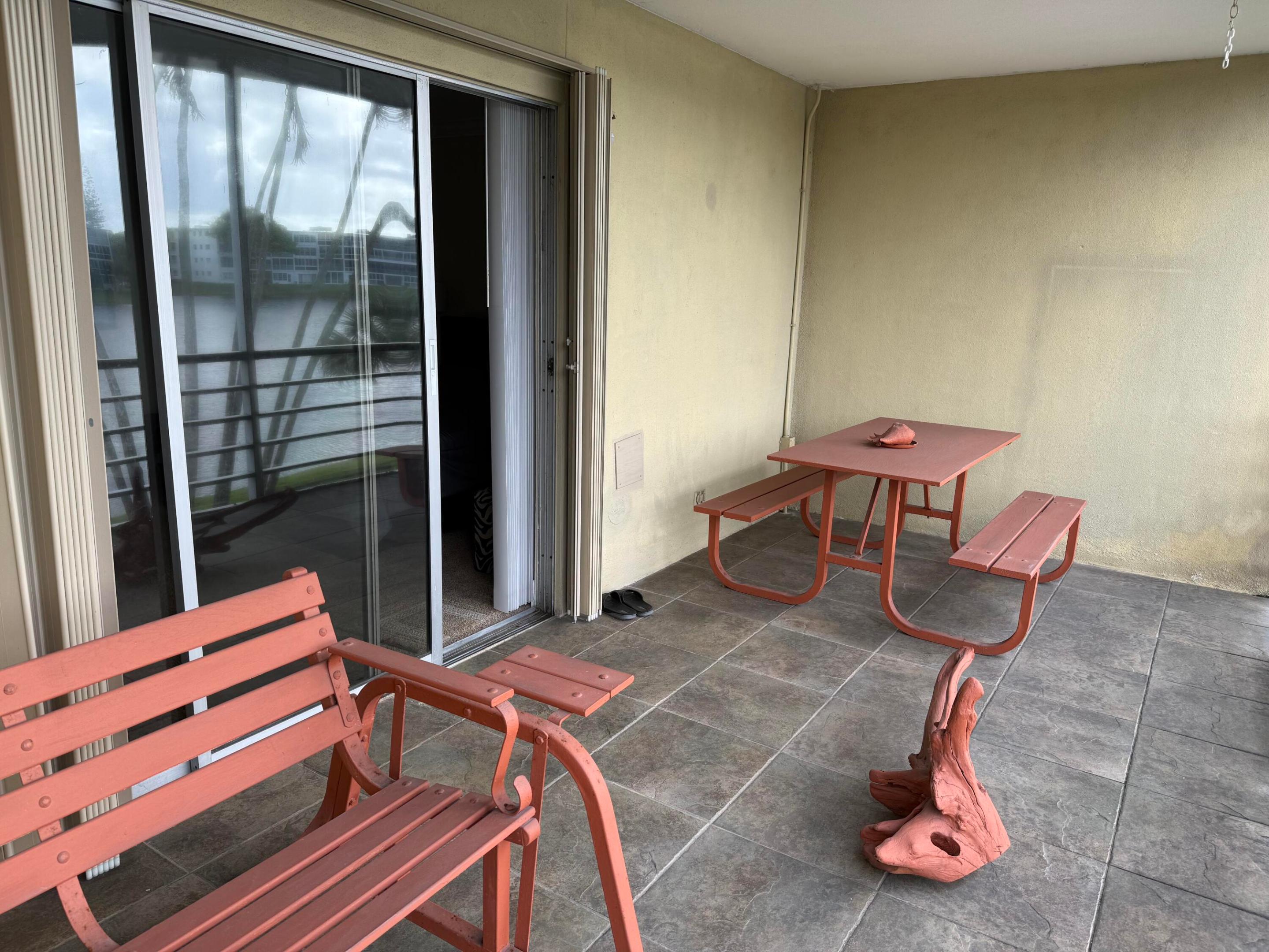 CAMBRIDGE F CONDO - Residential