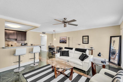 Tiny photo for 2123 Cambridge F, Deerfield Beach, FL 33442 (MLS # B26001821)
