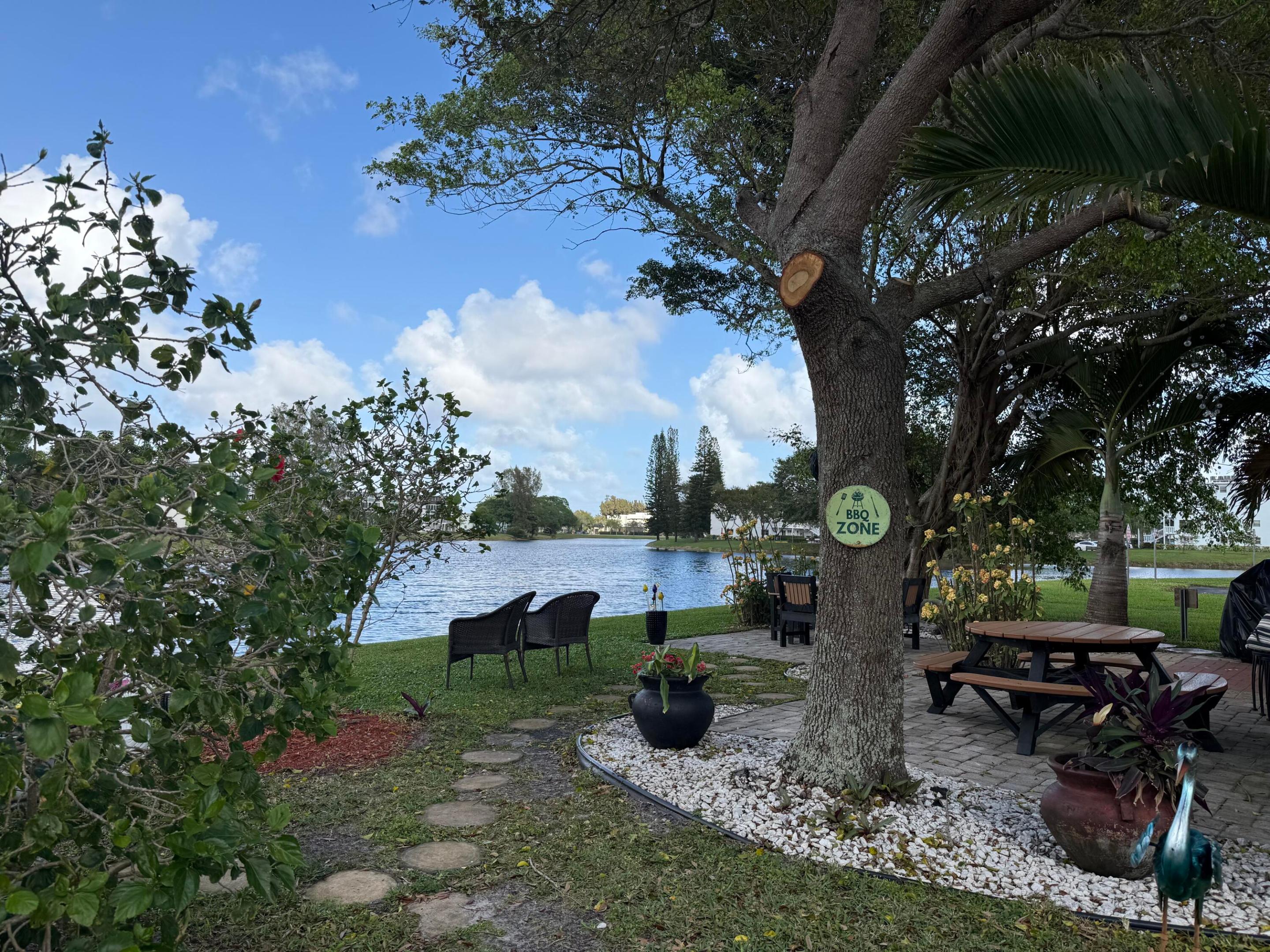 CAMBRIDGE F CONDO - Residential