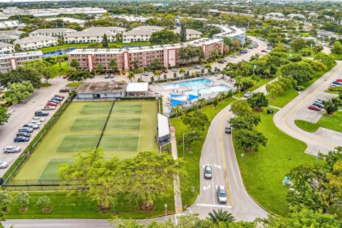 Tiny photo for 2123 Cambridge F, Deerfield Beach, FL 33442 (MLS # B26001821)