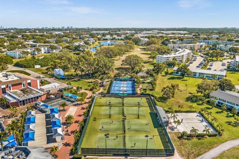 Tiny photo for 2123 Cambridge F, Deerfield Beach, FL 33442 (MLS # B26001821)