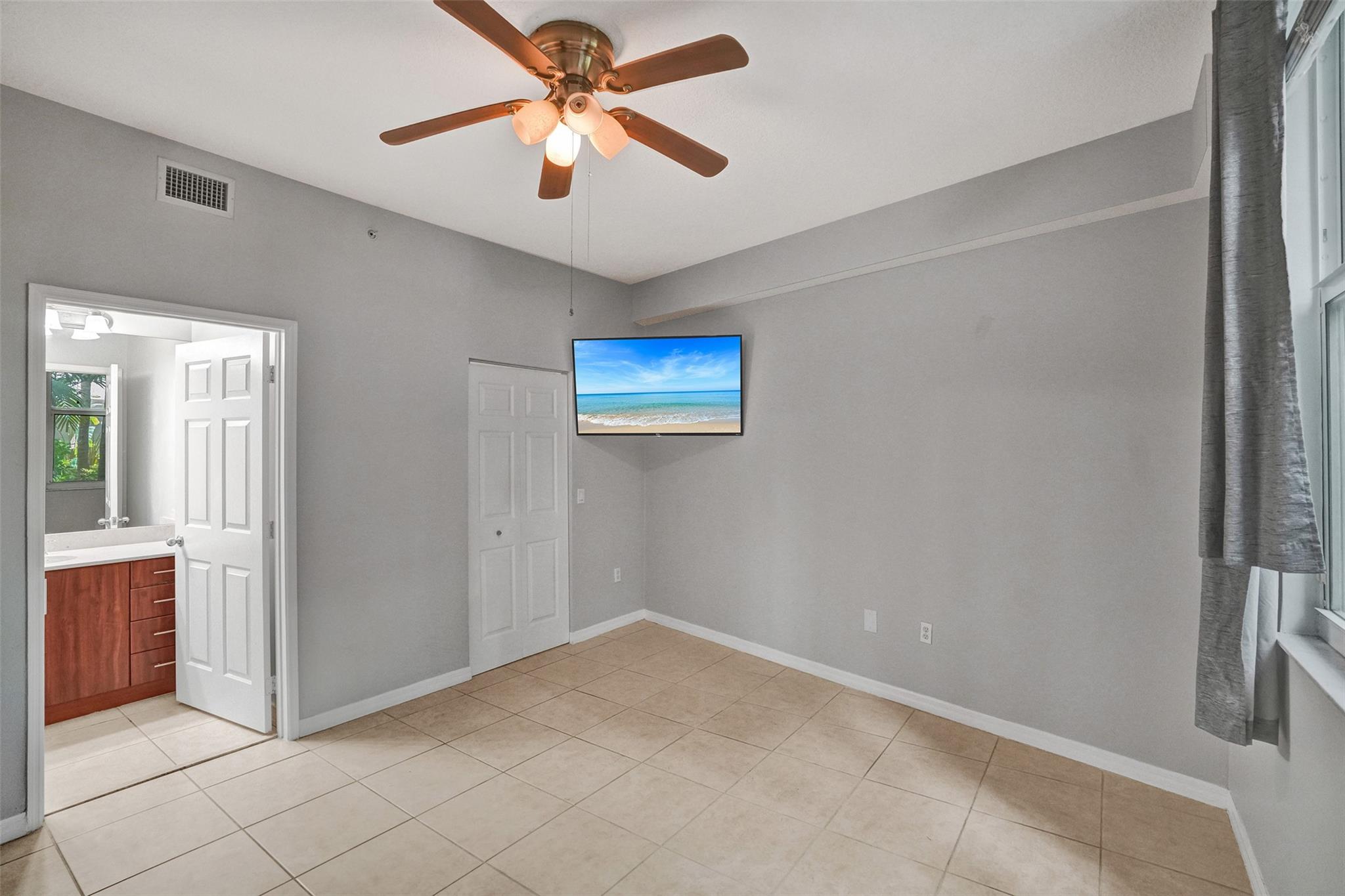 Lauderdale One - Residential Lease