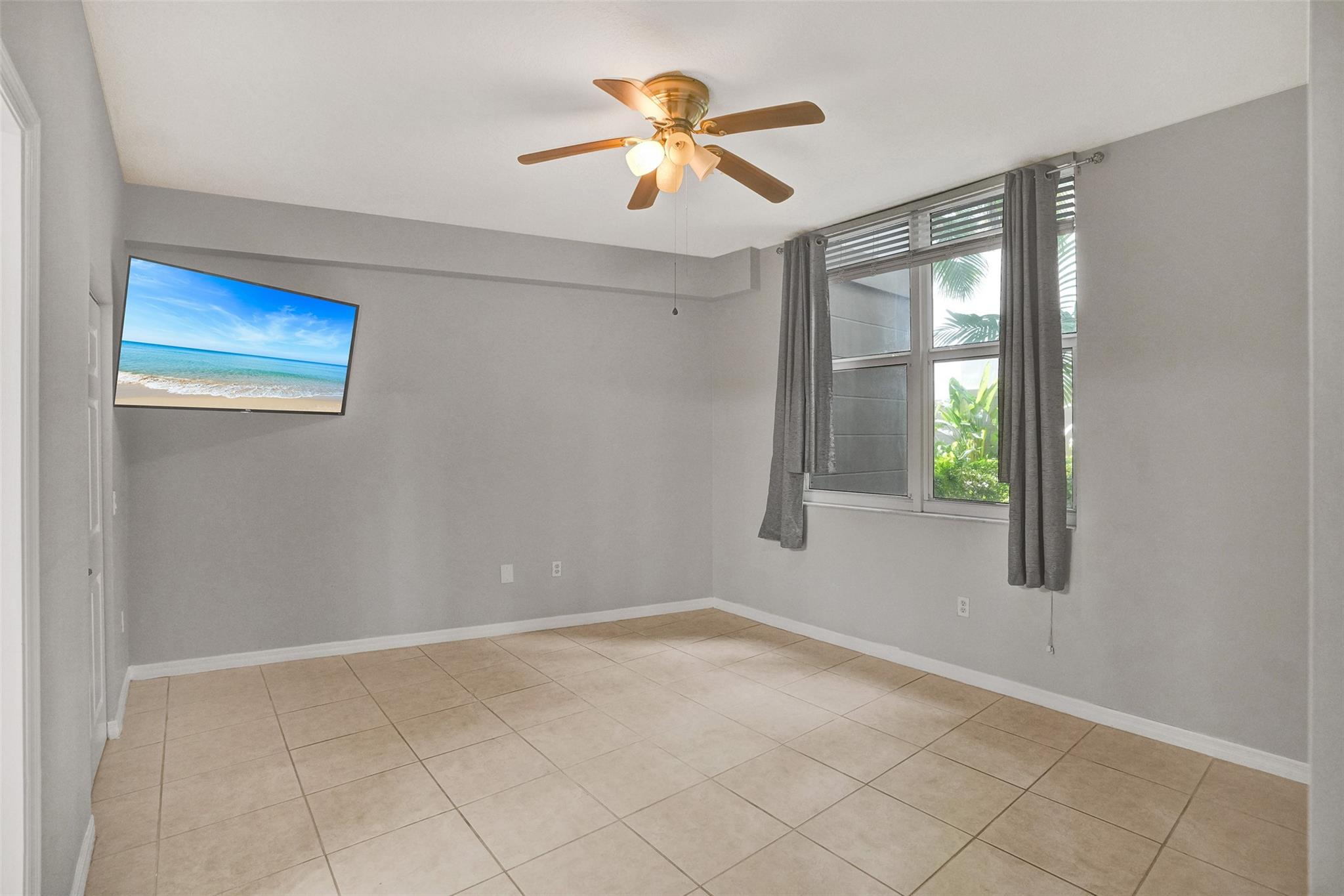 Lauderdale One - Residential Lease