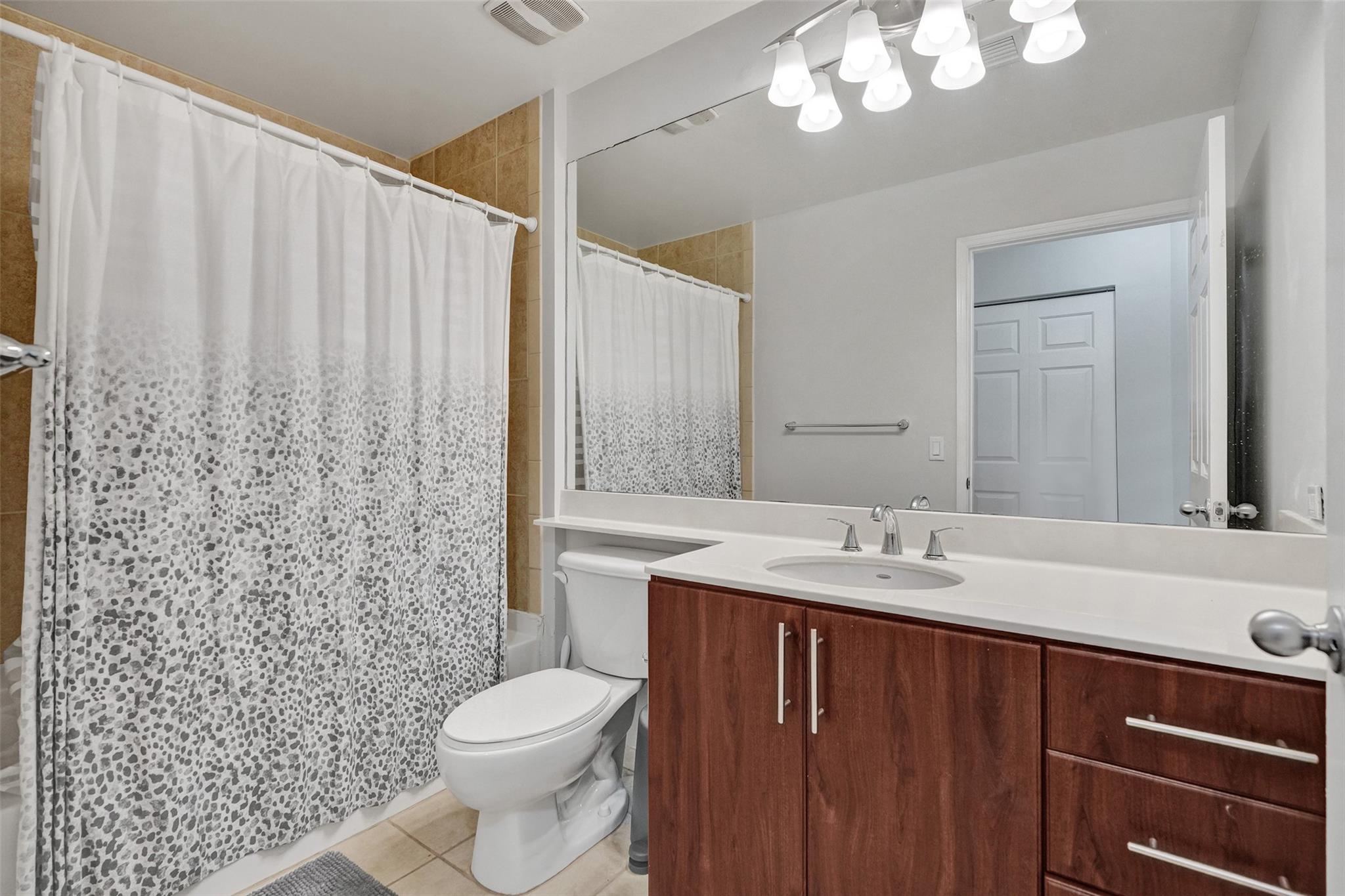 Lauderdale One - Residential Lease