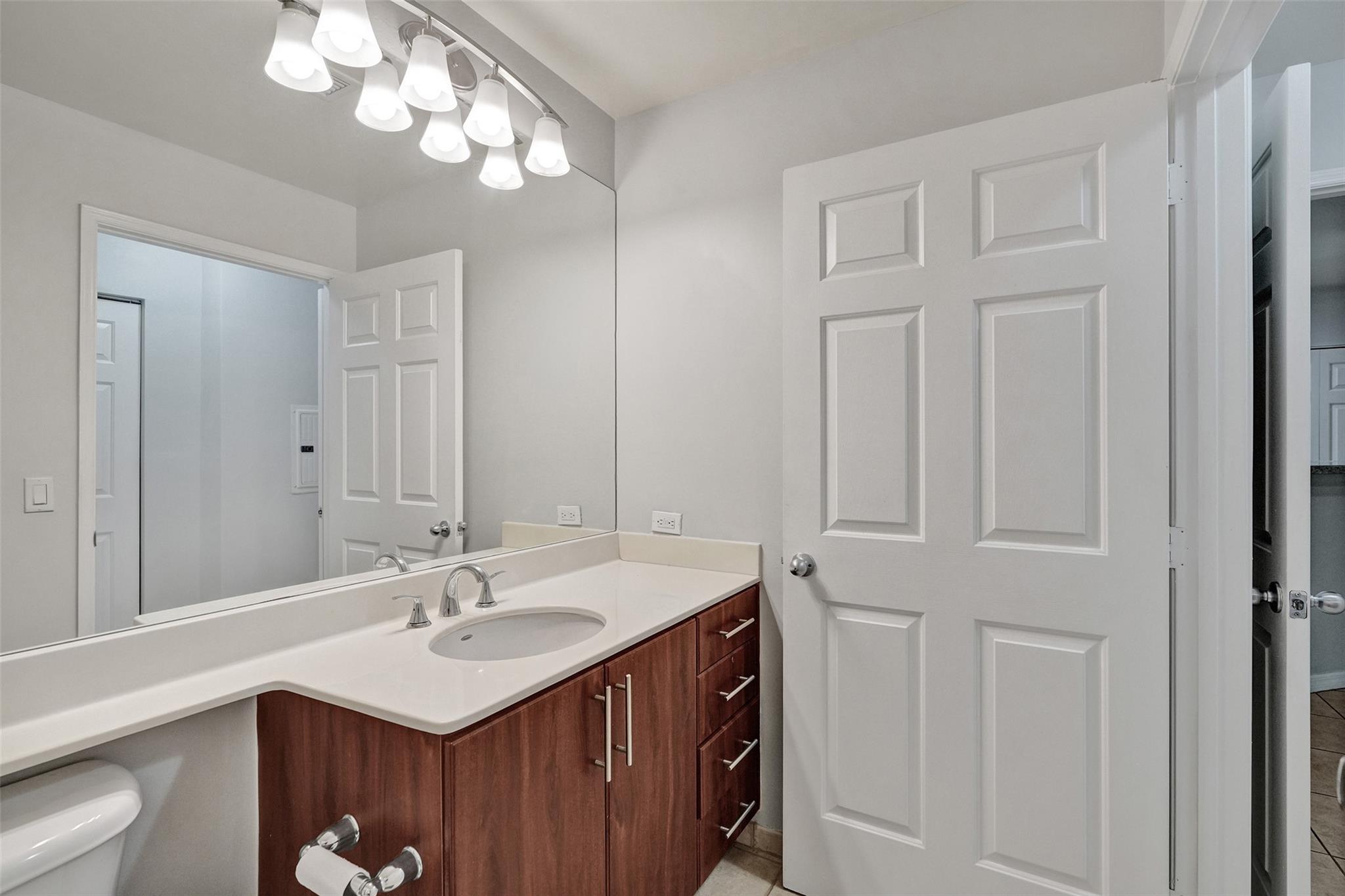 Lauderdale One - Residential Lease