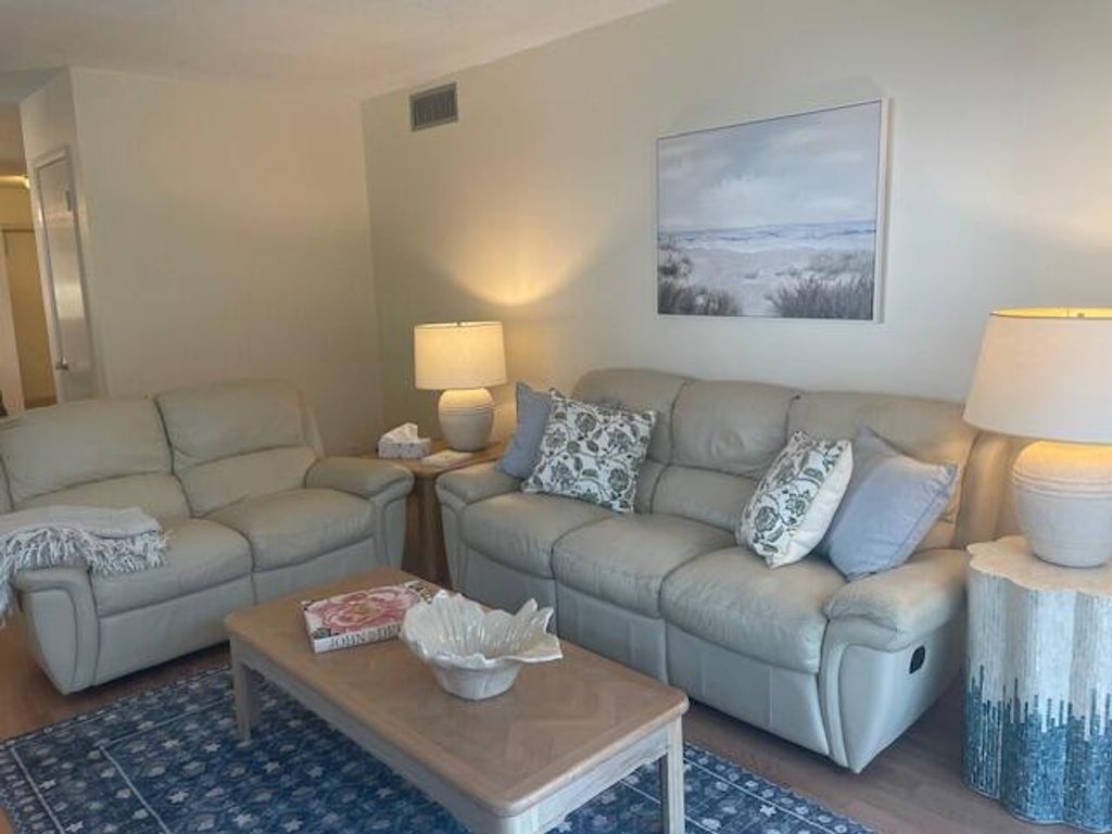 Photo of 2600 SE Ocean Boulevard SE #6, Stuart, FL 34996 (MLS # R11076377)