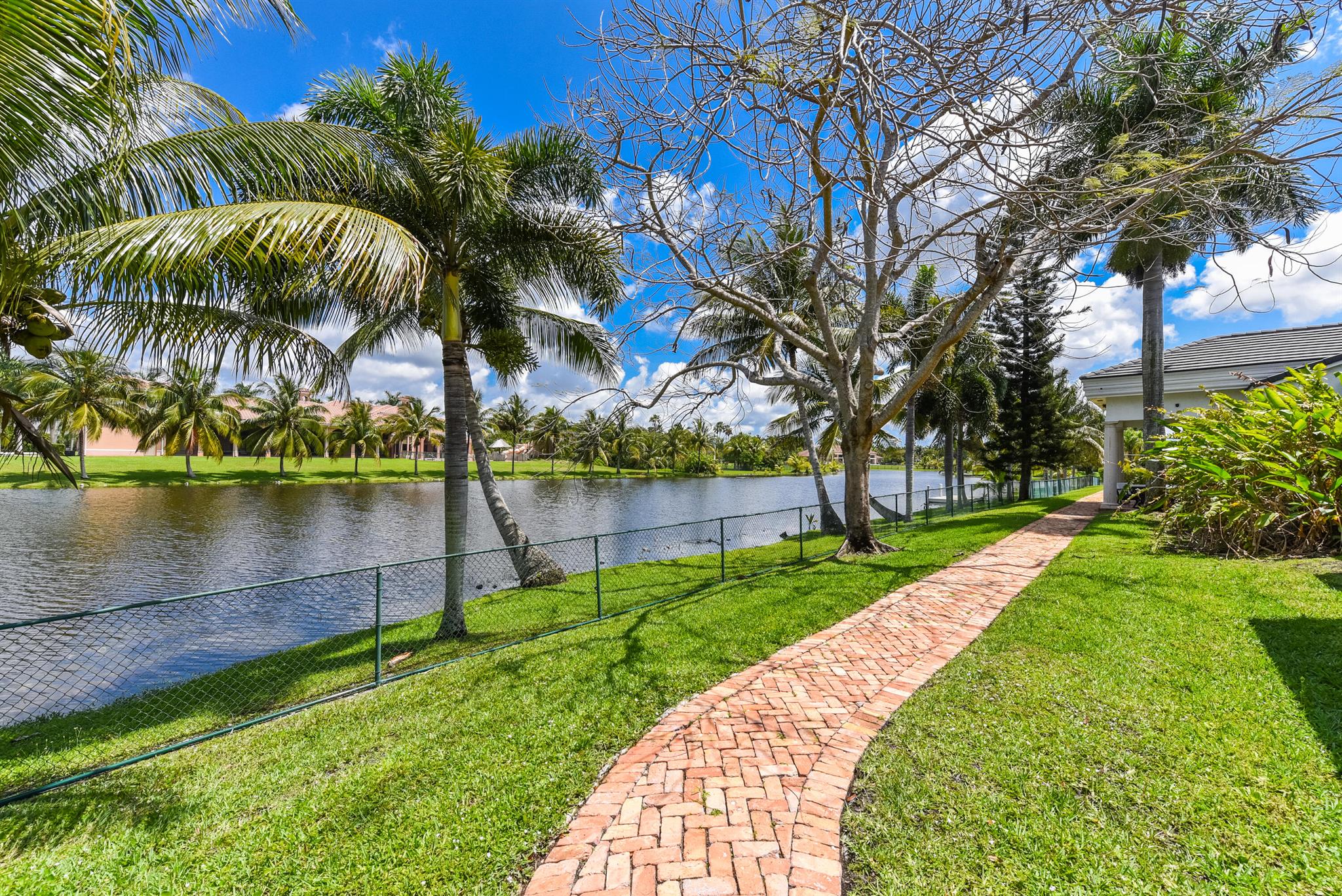 RIO POCO - Residential