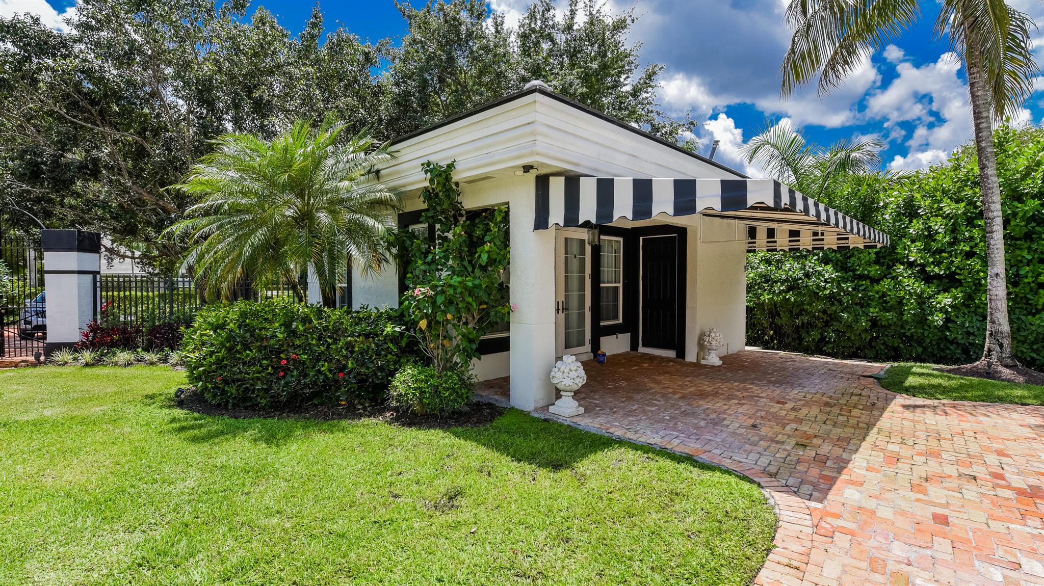 RIO POCO - Residential