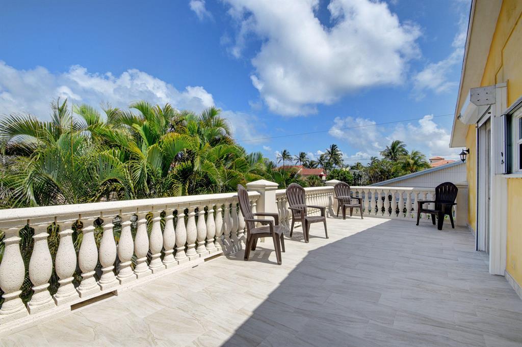 TROPICAL PARK - Residential Lease