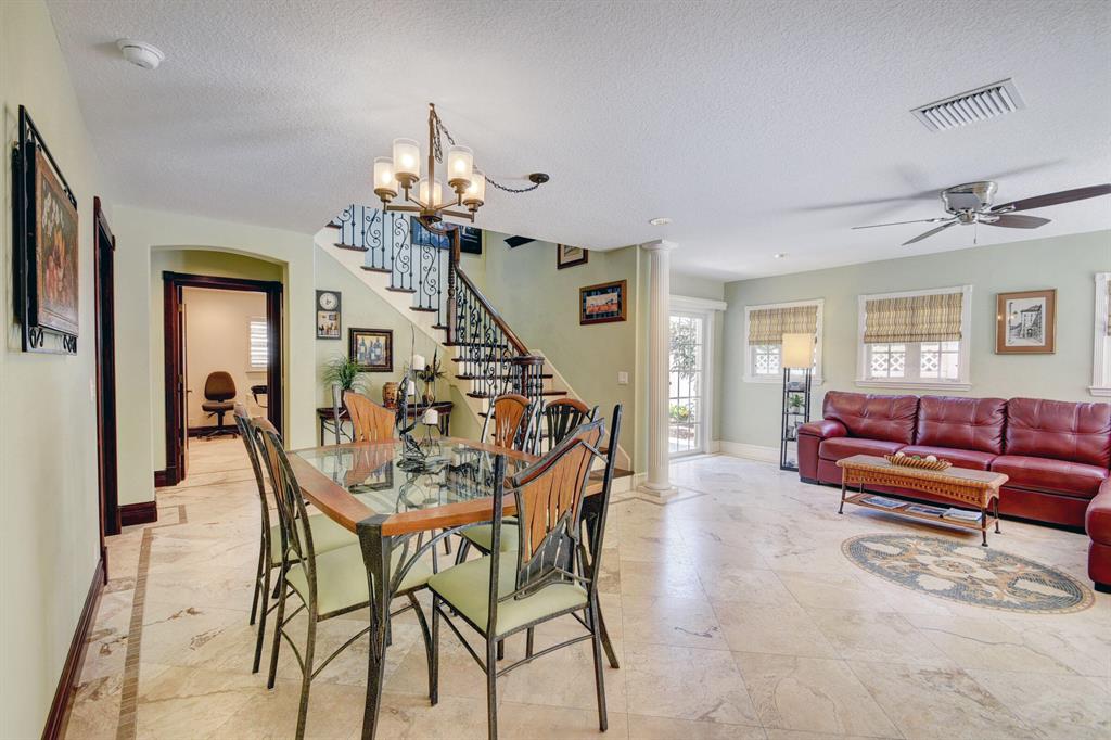 TROPICAL PARK - Residential Lease