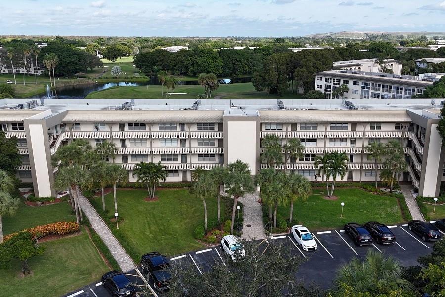 4701 Martinique Dr H4