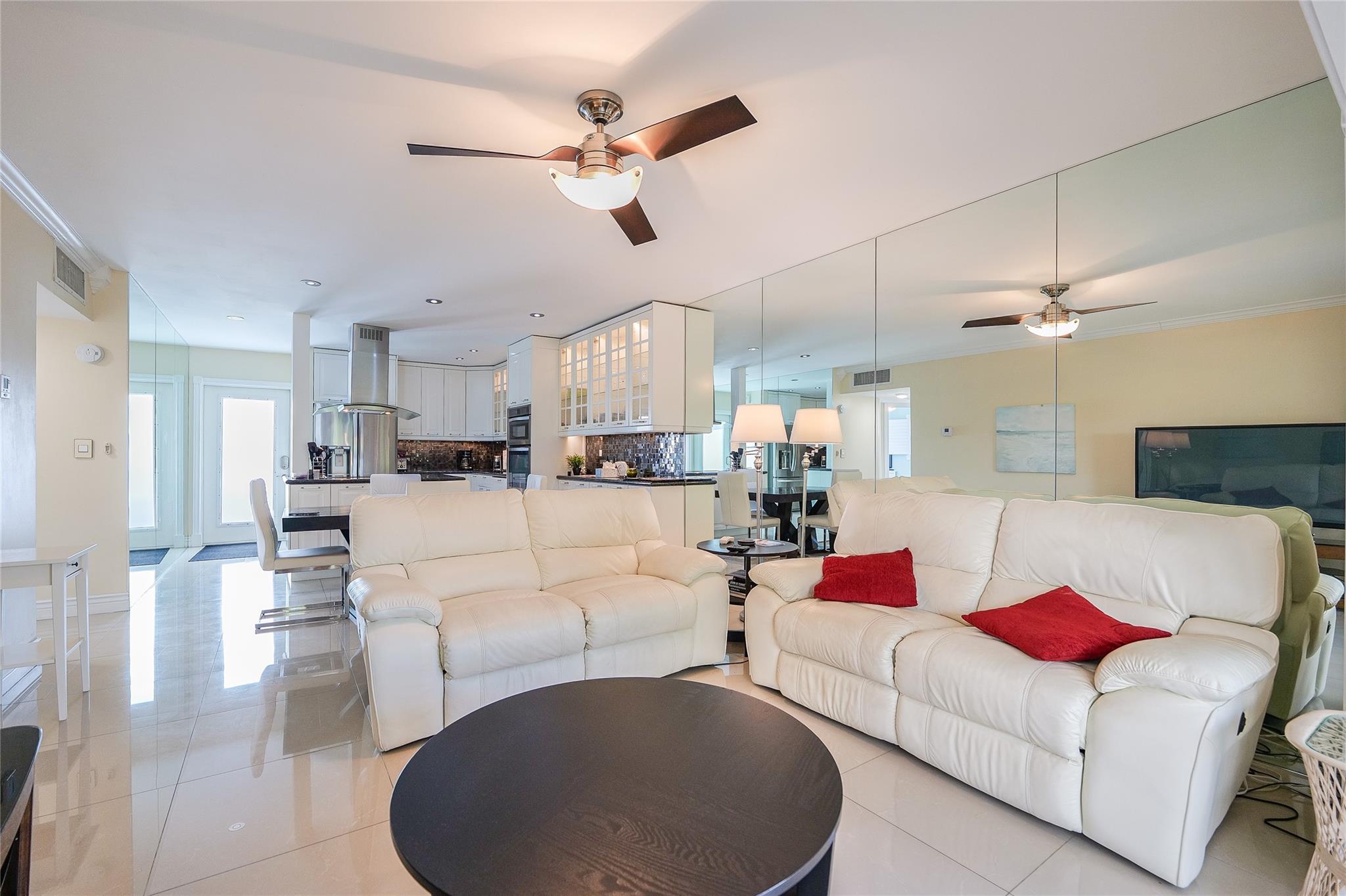 4321 NW 16th St 301-C