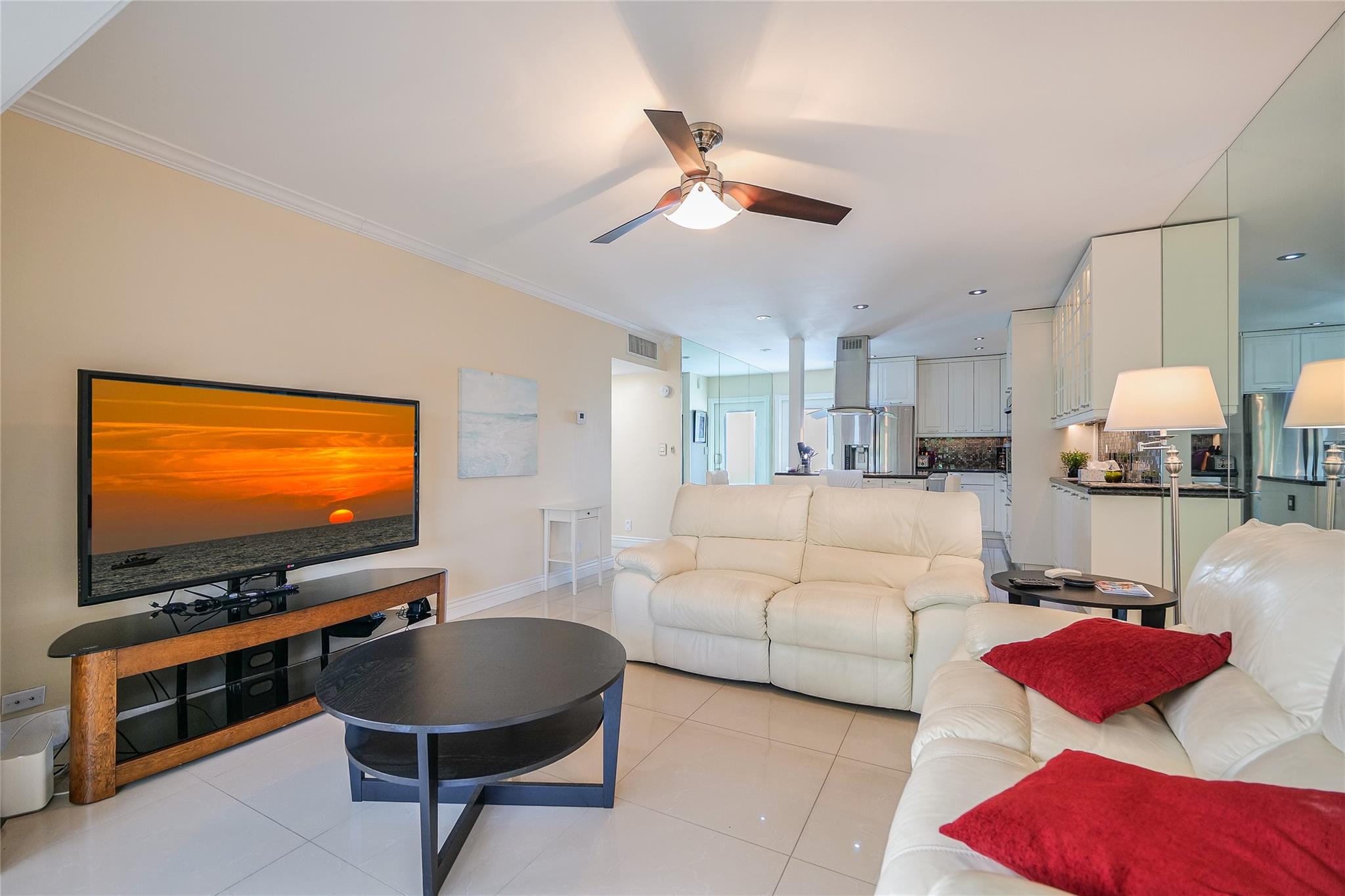 4321 NW 16th St 301-C