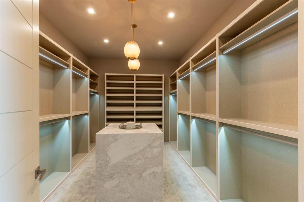 CYPRESS ISLAND OF PALM BEACH POLO & COUN - Residential