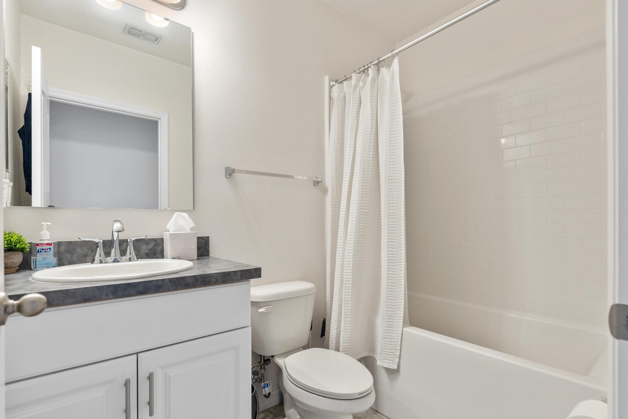 PORT ST LUCIE SECTION 19 - Residential Lease