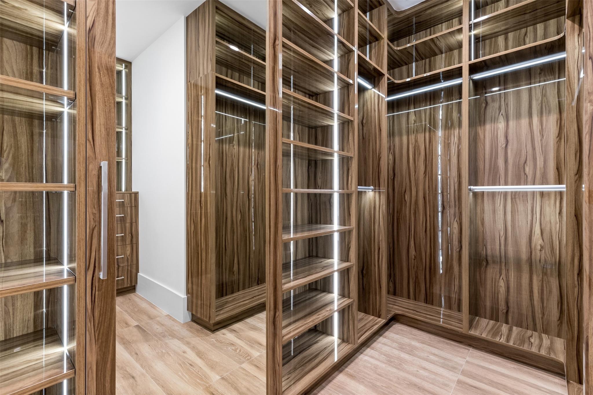 Seven Isles - Residential