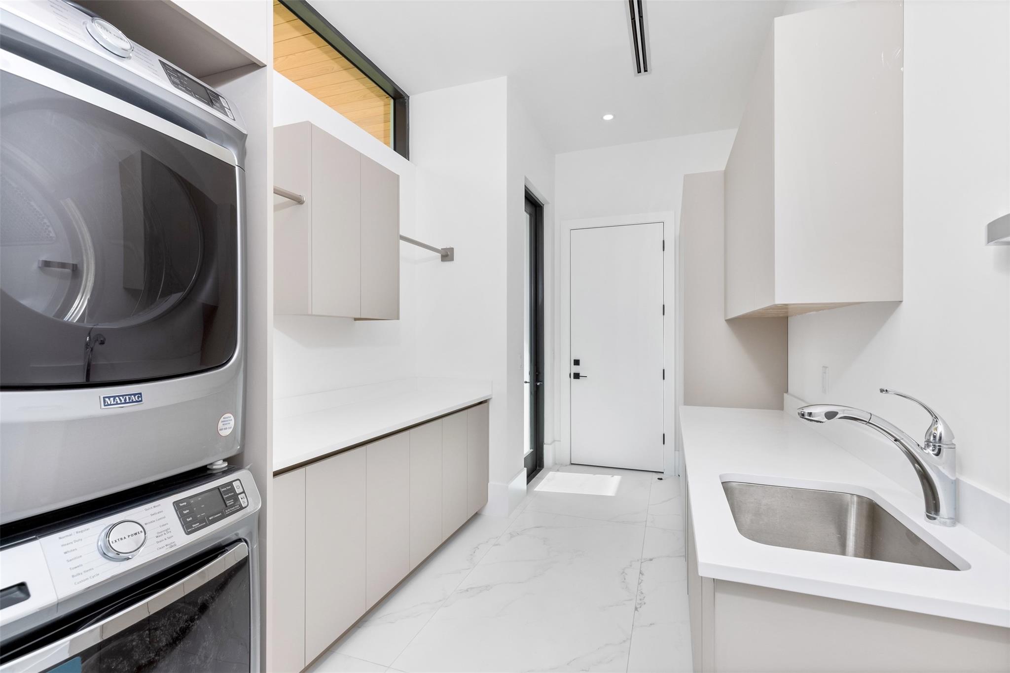 Seven Isles - Residential