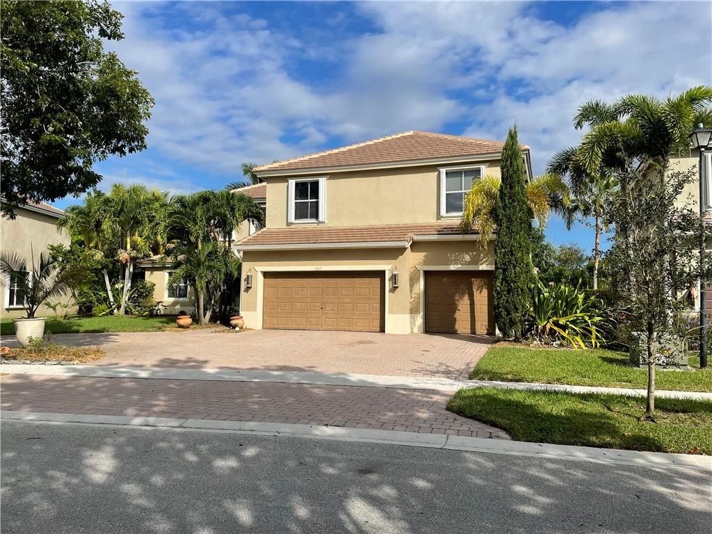 Photo of 9185 Sedgewood Drive, Lake Worth, FL 33467 (MLS # F10306510)