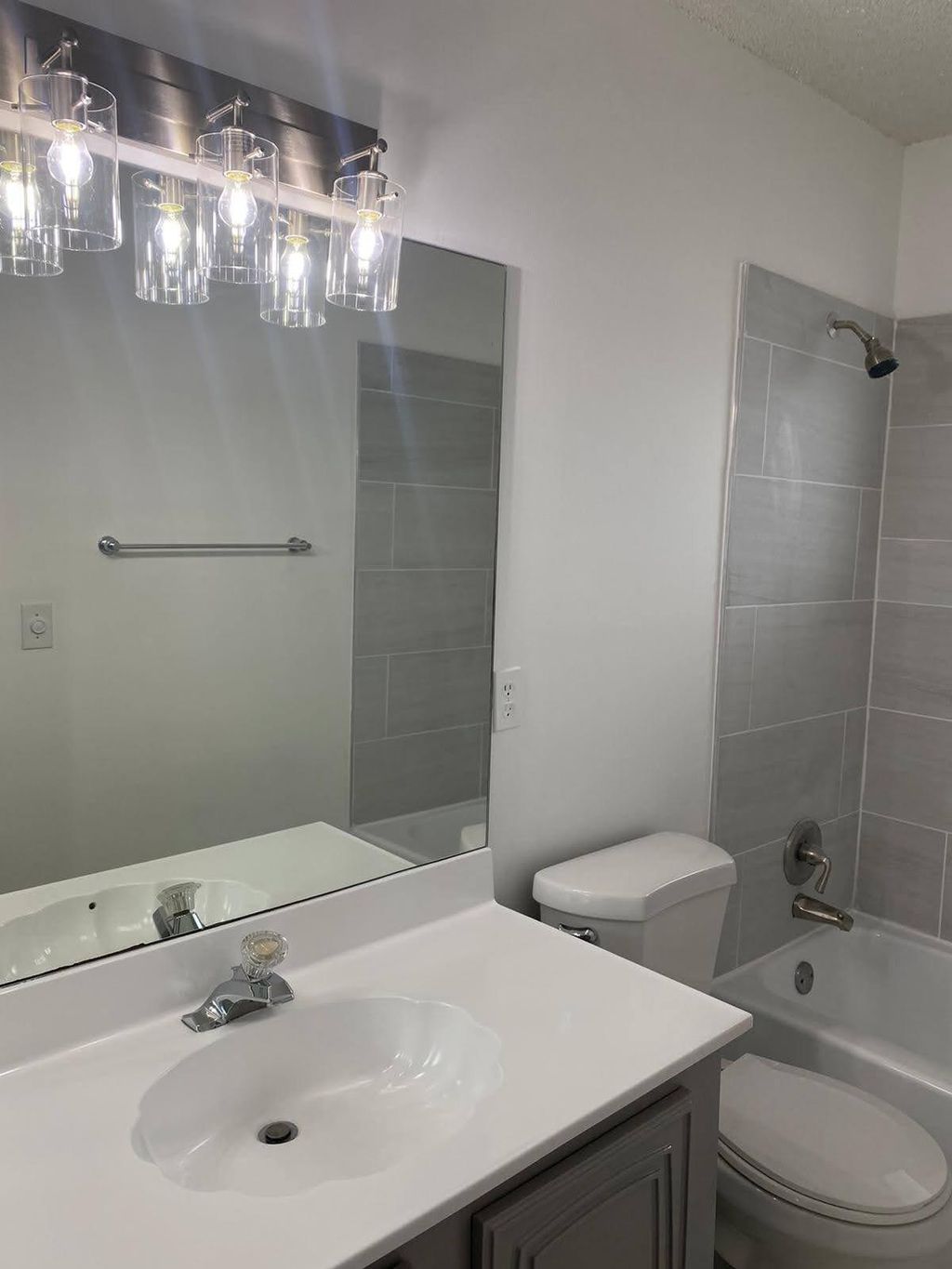 Photo of 2625 W Emory Dr Drive W #F, West Palm Beach, FL 33415 (MLS # B26008473)