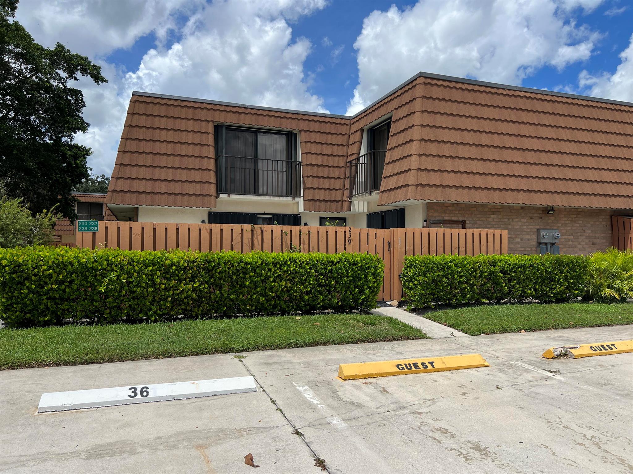 Nicely updated 2 Bedroom, 2.5 Bathroom townhouse in the heart of West Palm Beach. Updated Kitchen, Bathrooms and flooring throughout. Private gated courtyard. Association Amenities include 3 Parks, 2 community pools, kiddie pool, tennis, racket & basketball courts, sand volleyball, playgrounds, and picnic areas. The community is conveniently located near shopping, dining, and I-95.All information is deemed to be reliable but is not guaranteed. Room measurements have been estimated.