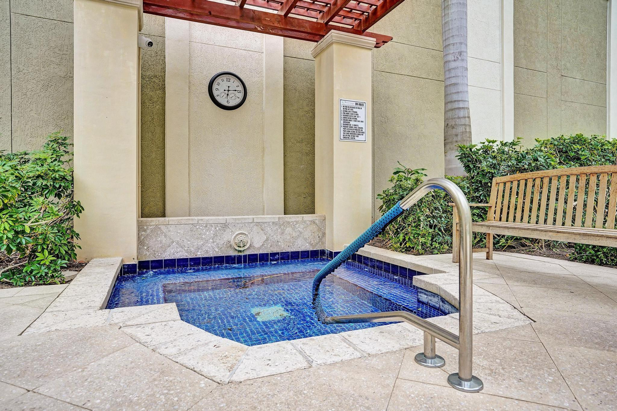 MOORINGS AT LANTANA CONDO 2 - Residential