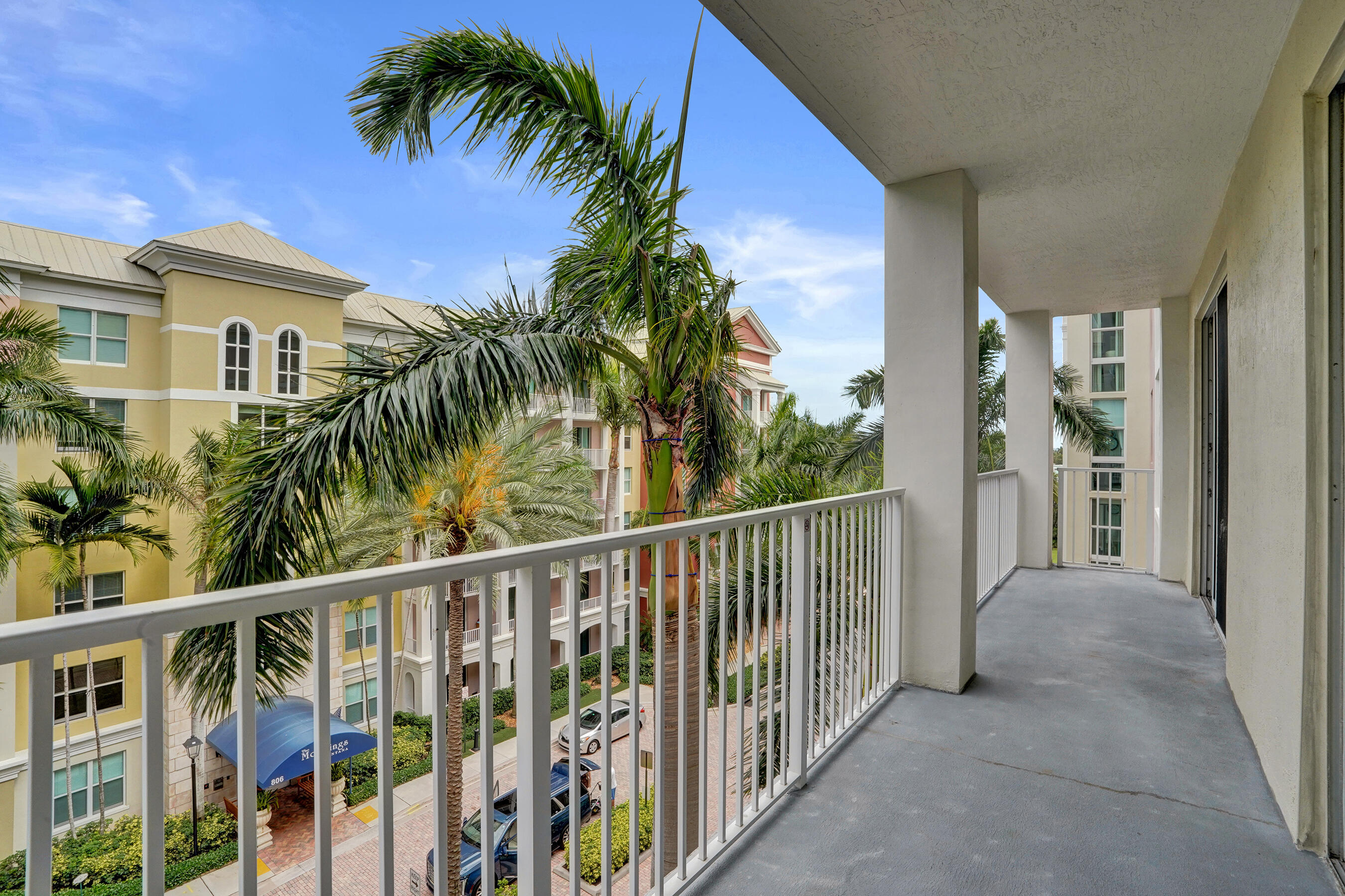 MOORINGS AT LANTANA CONDO 2 - Residential